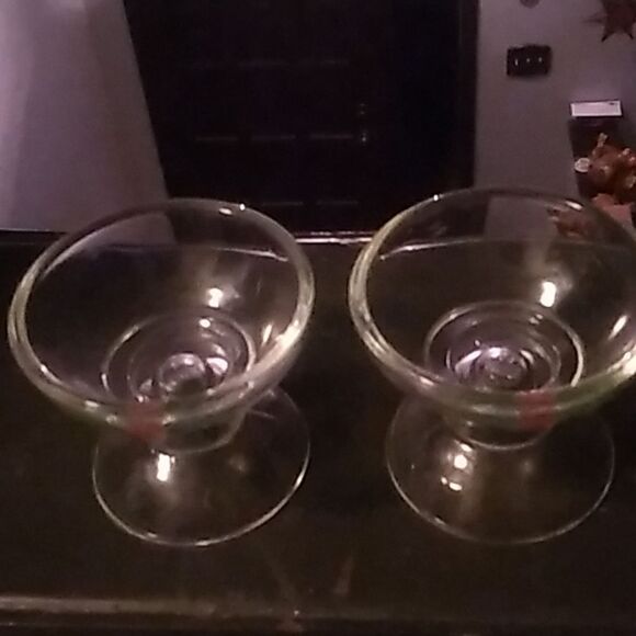 Avon Holiday Hostess Collection - Picture 4 of 6